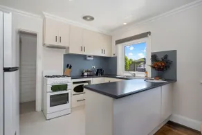 Cosy Tasmanian Living near CBD - free Netflix&Wifi - Image 4