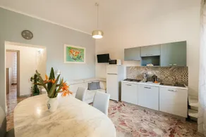 CIRACCIO APARTMENTS | Art - Image 2
