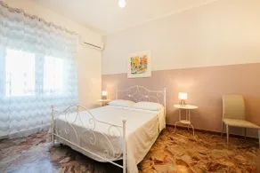 CIRACCIO APARTMENTS | Art - Image 3