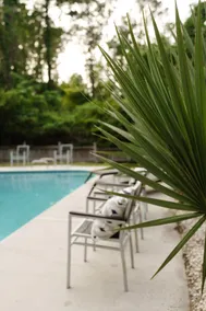 Southern Charm, Large Pool - Image 4