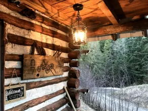 La Luna Tiny Cabin - Image 3