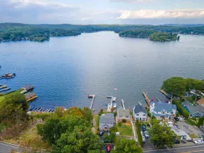 Gorgeous Views Hopatcong Lake Front - 3 Bedroom - Image 3