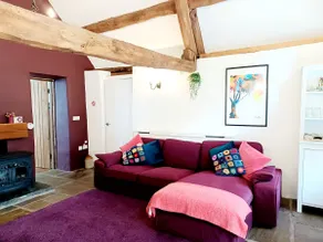 A peaceful escape in rural Herefordshire - perfect for families and friends. - Image 2