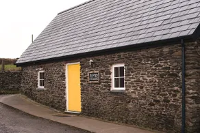 Pipers Cottage – Historic Sea View Retreat, Dingle - Image 2