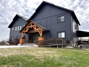 The River Lodge - Image 2