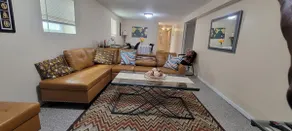 Private 2 BR Oak Park Garden Apt - Image 2