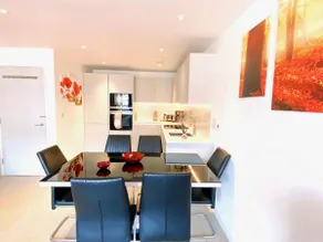 Luxury apartment (4 bedrooms/3 bathrooms, 120 sqm) near Angel subway station in central London (North 1), can accommodate up to 13 people - Image 5