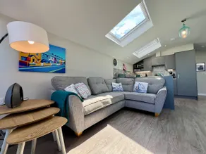 Spacious 3 Bed Seaview Retreat - Family-Friendly in Westward Ho! - Image 2