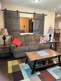 Wine Country Retreat, Fast WiFi, Porch Views - Image 2
