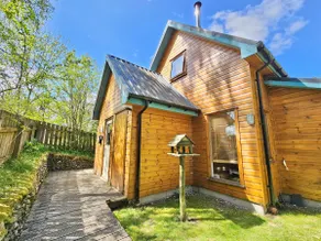 Romantic Highland hideaway - Baltinna East Lodge - Image 2