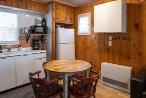 June Lake Pines Cabin 14 - Image 4