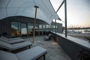 lagoon house - Image 3