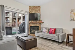 ❧ Stunning Hidden Gem w Pool. Cozy Rockies Escape❧ - Image 4