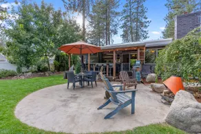 Parkway Home Pickleball+Peacocks Family Fenced Pet - Image 4