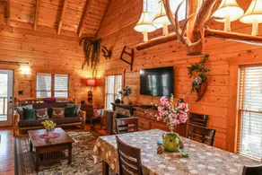 Deer Stand Cabin - Image 4