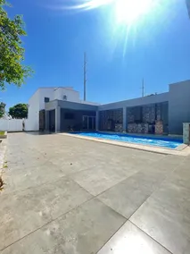 House with pool, gourmet balcony and lots of refinement - Image 5