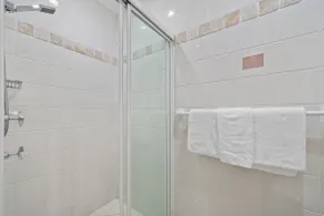 Terrigal Sails Serviced Apartments - Image 5