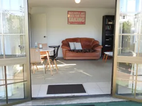 PVT Garden Suite-Meadowbank/St Johns/GI/Helliers - Image 3