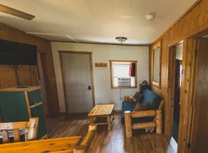 Red Cedar 2BR Lakefront Cabin m / privat lancering & dok - Image 5