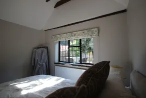 Luxury self-contained annexe near Chichester - Image 5
