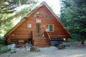 Mt. St. Helens Cabin - Image 2