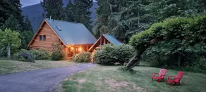 Mt. Rainier Log Cabin - Image 5