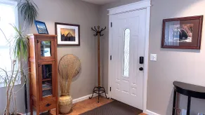 Cozy Alaskan Cottage: Central & Charming - Image 5