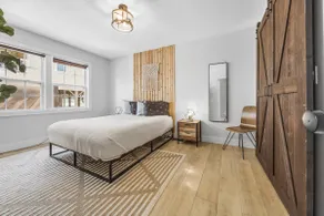 Feel at Home by the Beach - king bed, pet-friendly - Image 3