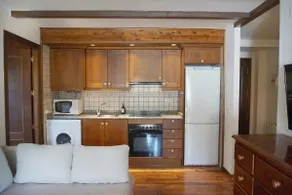 Apartment + Parking Downtown Tahull. Rural Corner - Image 4