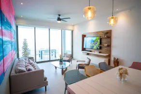 Coastal Paradise: Beautiful oceanfront penthouse - Image 2