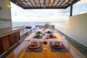 Coastal Paradise: Beautiful oceanfront penthouse - Image 3