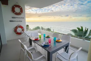 Coastal Paradise: Beautiful oceanfront penthouse - Image 5