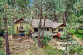 ☆ Quiet Forest Retreat | 10min from Old Mill ☆ - Image 3