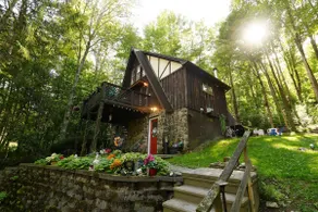 Cozy/Chic Cabin ISOLATED RETREAT! Binghamton NY - Image 2