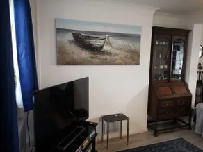 Cosy & Comfortable Entire Holiday Home, Llanelli. Fully equipped. Dog friendly - Image 3