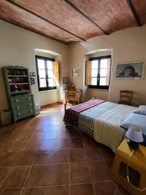 Artist's House in an ancient noble palace - Image 2