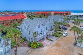 Steps from Beach! Heated Pool & Spacious Lanai! - Image 3