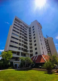 'Sunny Seaview' at Regency corner unit with 2 carpark by Shine Stay - Image 4