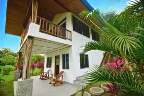 PAVONES Modern Bungalow, Close to SURF! WIFI & AC - Image 5