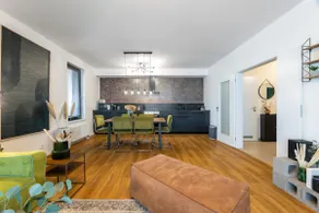 Stylish Invalidovna apartment with FREE parking - Image 5