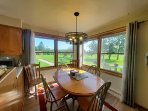 Cozy 3Bd2Bth Cabin at the Lake: Pines That Whisper - Image 5