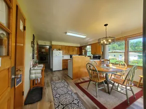 Cozy 3Bd2Bth Cabin at the Lake: Pines That Whisper - Image 3