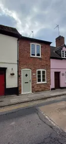Ludlow centre, period town cottage with pet friendly garden & free parking - Image 2