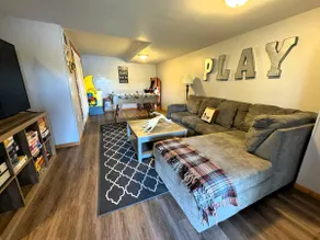 Sturgeon Lake cabin with great views - Image 2