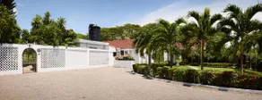 Jam Villa Resort - Image 3