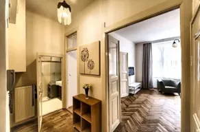 Prague Charming Apt. Charles Bridge 7min. walk! - Image 4