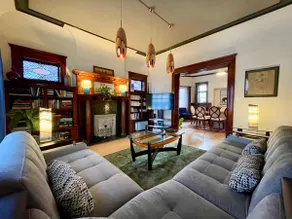 Amazing Historic Home with Garden in Top Location - Image 3