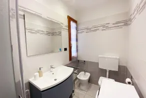 [City Center] ”Casa La Botola” apartment - Image 5