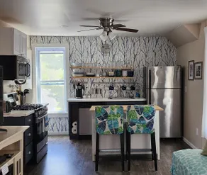 Great getaway for two in private upstairs unit! - Image 5
