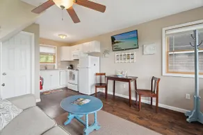Vineyard Villa | F | Wine Trail & Views - Image 3
